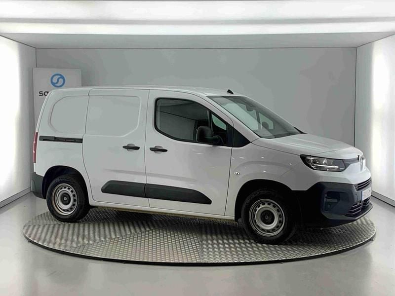 Branco Usado 2024 Citroën Berlingo Monovolume | € 19.990 (Preço justo) - Imagem 1/4
