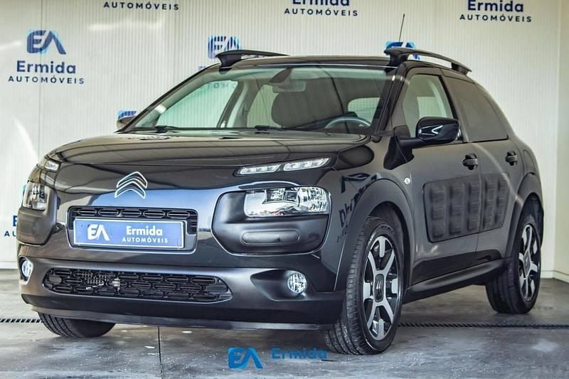 Usado Citroën C4 Cactus 110 HP (80 kW) 2016 Preto Citadino