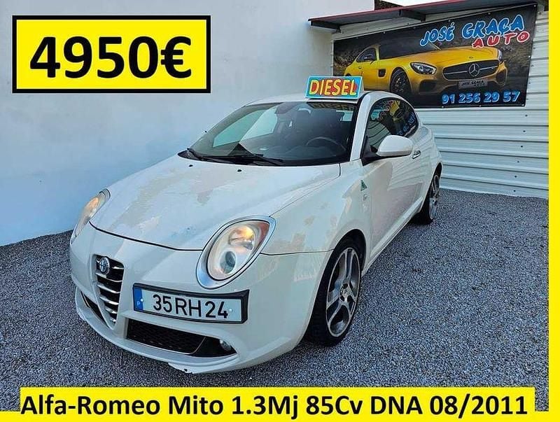 Branco Usado 2011 Alfa Romeo MiTo Citadino | € 4.950 (Bom preço) - Imagem 1/4
