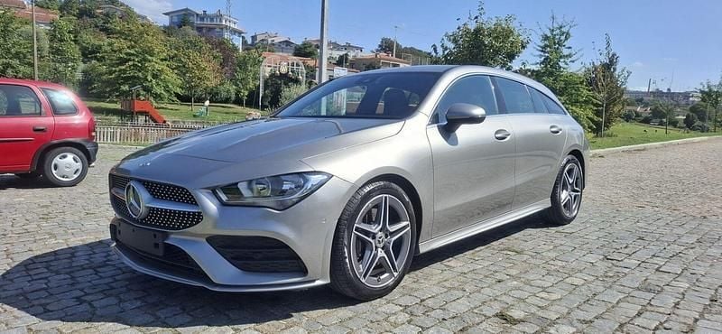 Cinza Usado 2020 Mercedes CLA220 Shooting Brake AMG line Carrinha | € 31.800 - Imagem 1/4