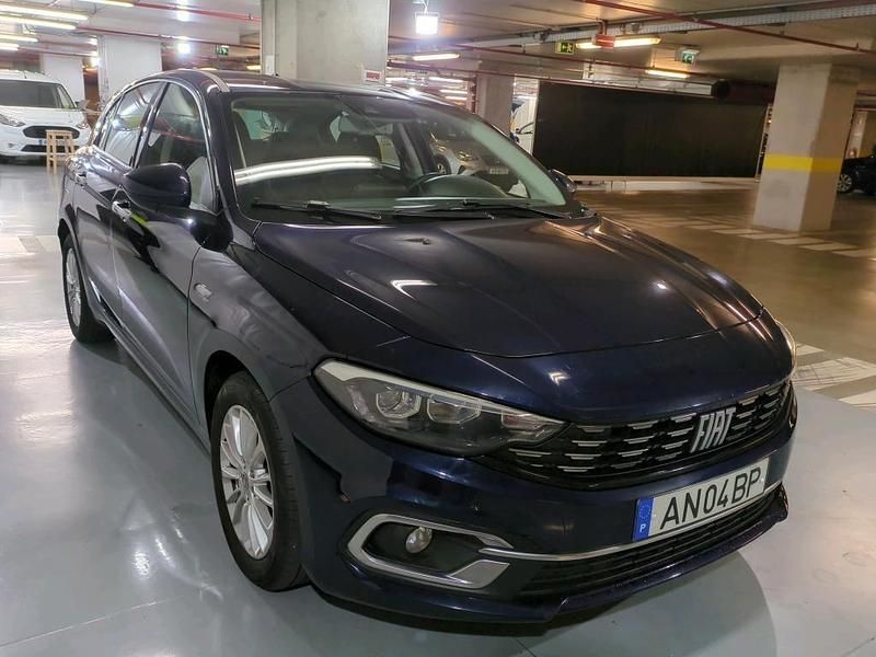 Usado Fiat Tipo Life 95 HP (69 kW) 2021 Azul Sedan