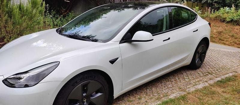 Usado 2021 Tesla Model 3 Sedan | € 28.500 (Bom preço) - Imagem 1/4