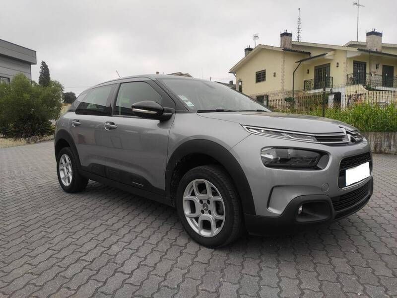 Usado Citroën C4 Cactus 100 HP (73 kW) 2018 Cinzento Citadino