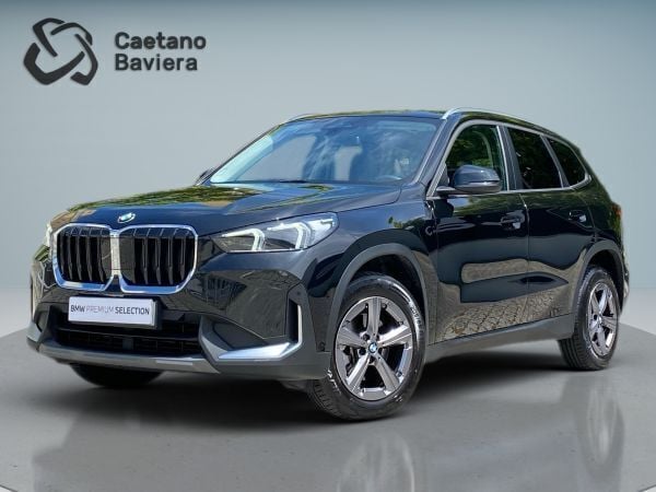 Preto Usado 2024 BMW X1 Comfort Edition SUV | € 49.900 - Imagem 1/4
