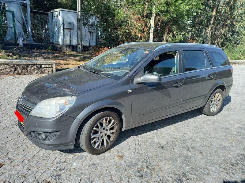 Usado 2008 Opel Astra Sedan | € 2.500 (Bom preço) - Imagem 1/4