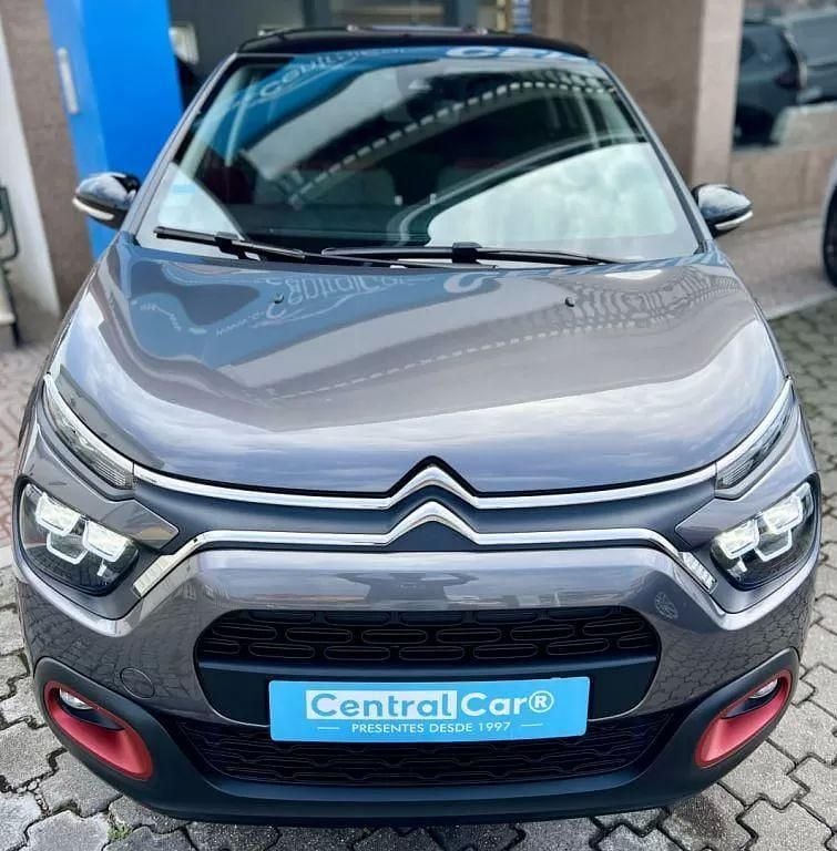 Cinzento Usado 2022 Citroën C3 PureTech Citadino | € 13.950 (Preço justo) - Imagem 1/1
