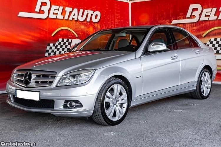 Cinza Usado 2008 Mercedes C220 Avantgarde Sedan | € 12.800 (Preço elevado) - Imagem 1/1