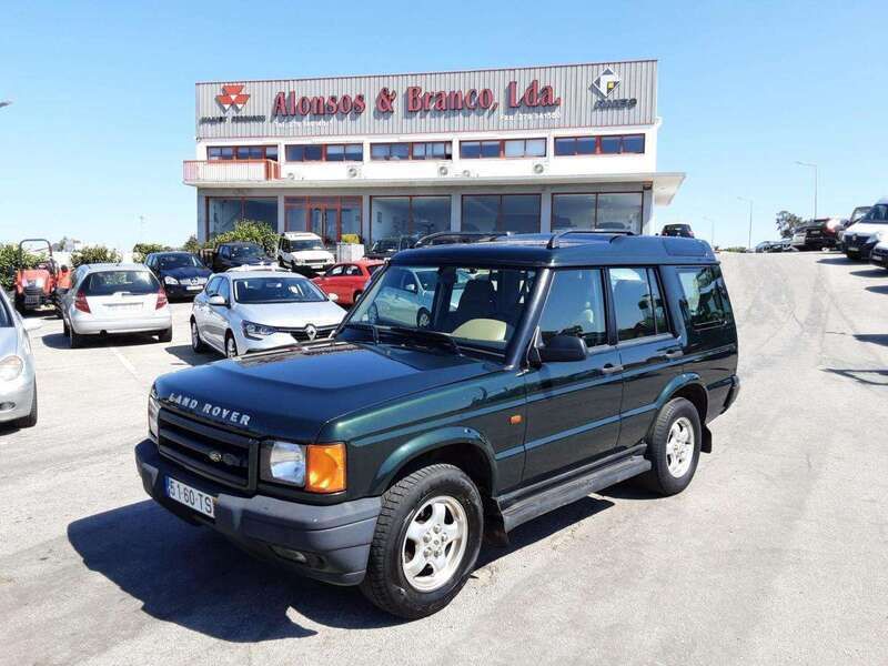 Verde Usado 2002 Land Rover Discovery 2 SUV | € 18.900 - Imagem 1/4