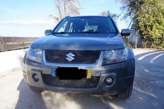 Usado 2008 Suzuki Grand Vitara SUV | € 10.500 - Imagem 1/4