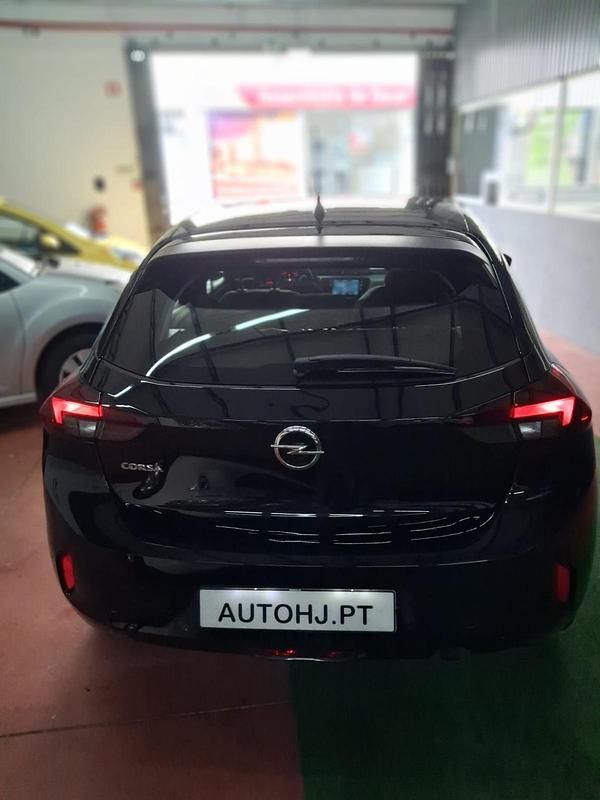 Usado Opel Corsa Business Edition 75 HP (55 kW) 2022 Preto Citadino