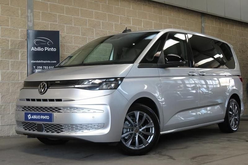 Cinza Usado 2024 VW Multivan Style Van | € 45.750 - Imagem 1/4