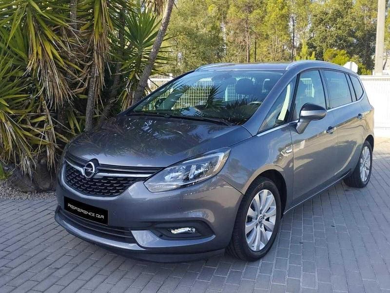 Usado Opel Zafira 135 HP (99 kW) 2017 Cinzento Monovolume