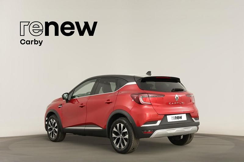 Usado Renault Captur Techno 101 HP (74 kW) 2024 Vermelho SUV