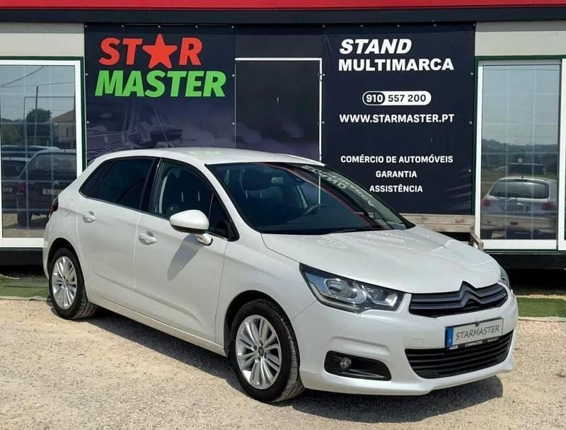 Branco Usado 2015 Citroën C4 Cactus Citadino | € 7.940 (Bom preço) - Imagem 1/4