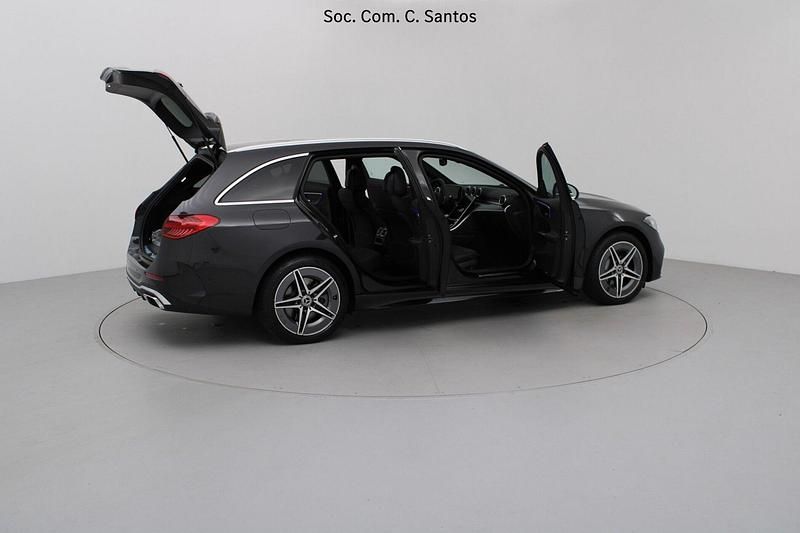 Usado Mercedes C300 AMG 204 HP (150 kW) 2025 Cinza Carrinha