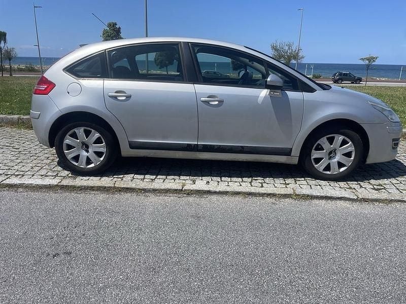 Usado 2010 Citroën C4 Sedan | € 3.850 (Preço justo) - Imagem 1/4