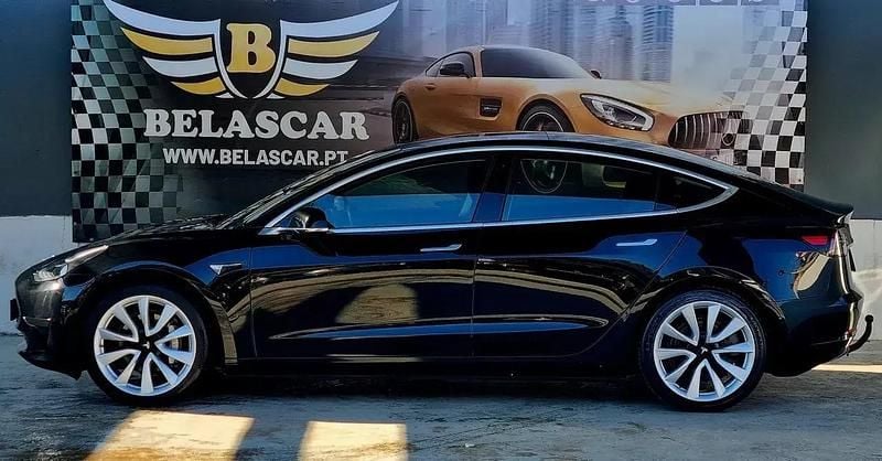 Usado Tesla Model 3 Standard Range Plus 175 kW (238 HP) 2019 Preto Sedan