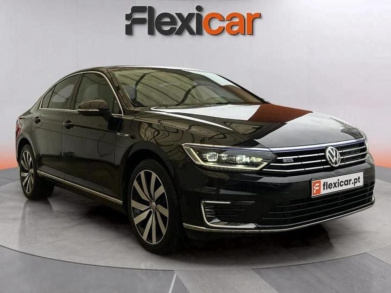 Preto Usado 2018 VW Passat GTE Sedan | € 19.490 (Preço justo) - Imagem 1/4