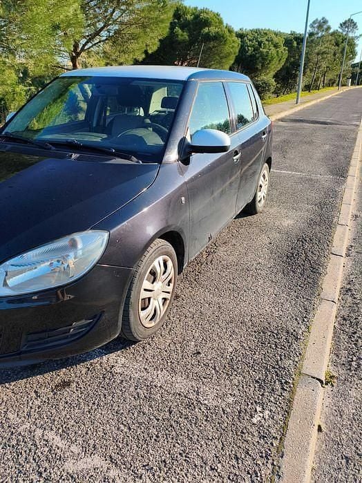 Usado 2014 Skoda Fabia Active Sedan | € 5.500 (Bom preço) - Imagem 1/4