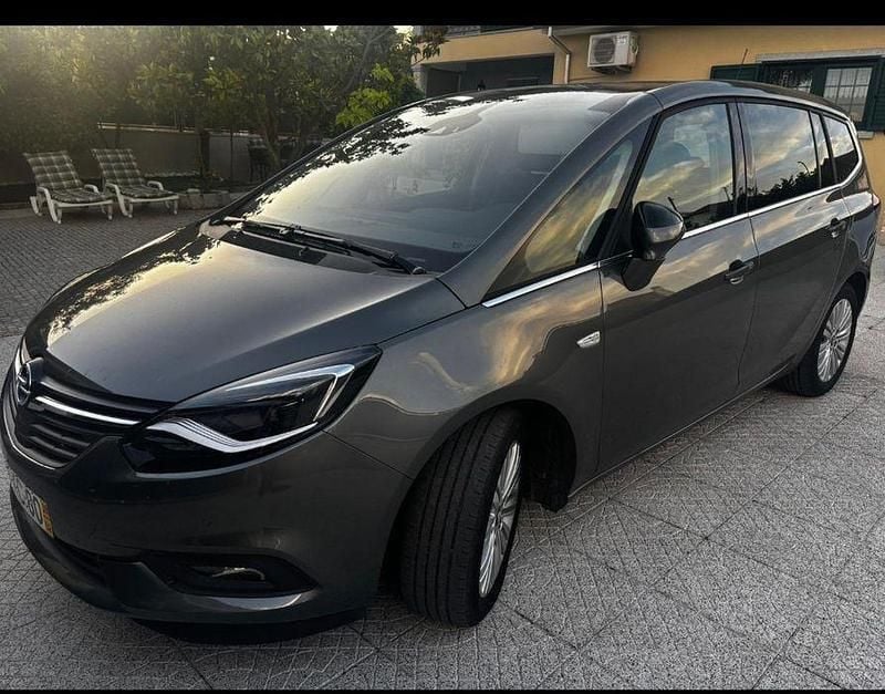 Usado 2019 Opel Zafira Life Van | € 17.000 - Imagem 1/4