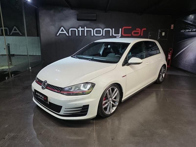 Branco Usado 2015 VW Golf VII GTI Citadino | € 23.990 (Preço justo) - Imagem 1/4