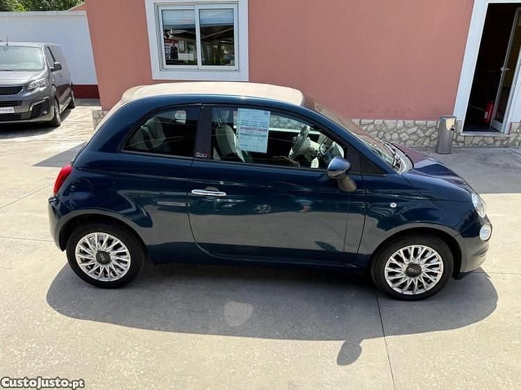 Azul Usado 2020 Fiat 500C Lounge Cabrios | € 12.990 (Preço justo) - Imagem 1/1