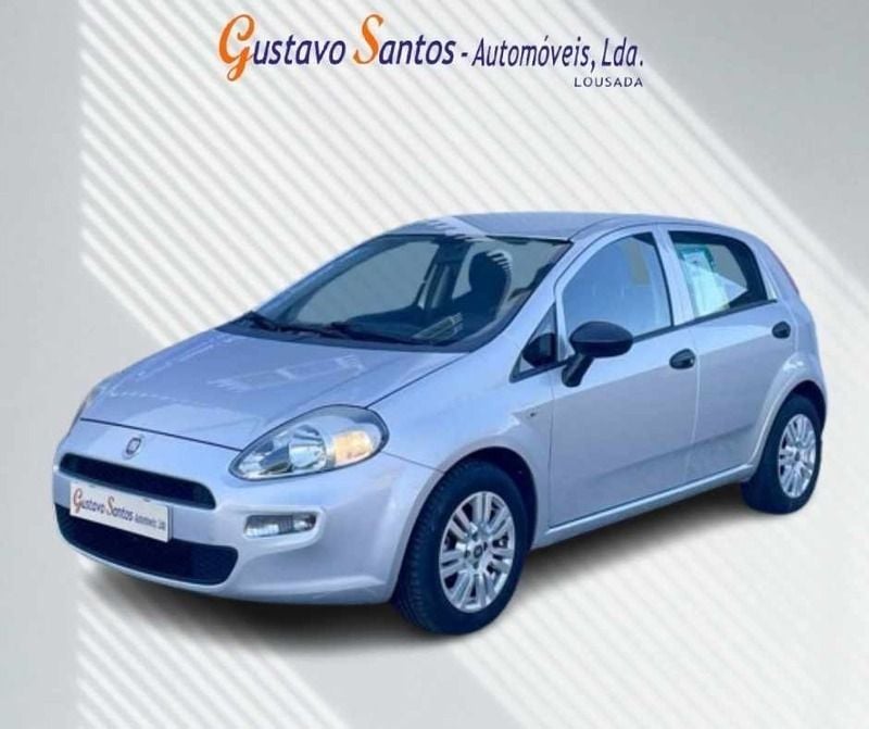 Cinzento Usado 2018 Fiat Punto Citadino | € 8.750 (Preço justo) - Imagem 1/4