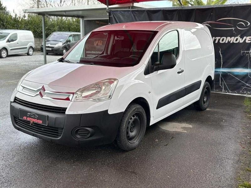 Usado Citroën Berlingo 90 HP (66 kW) 2012 Branco Monovolume
