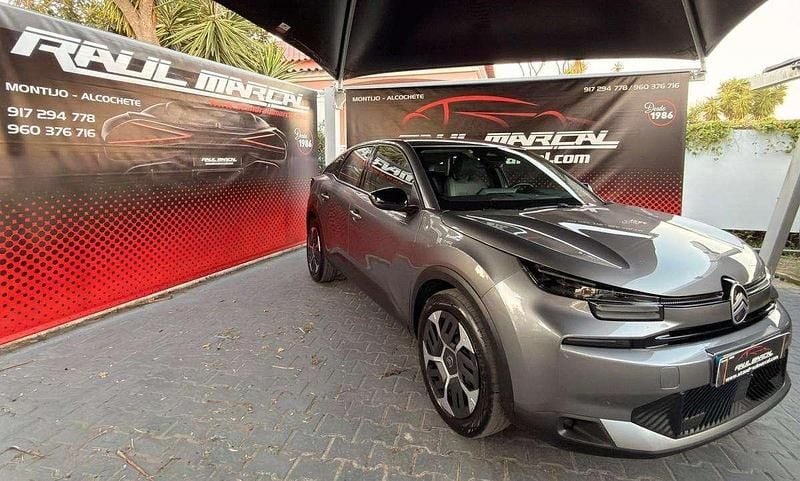 Cinza Usado 2025 Citroën C4 | € 24.900 - Imagem 1/4