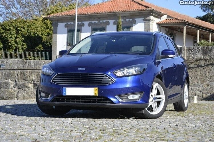 Usado Ford Focus Titanium 125 HP (91 kW) 2017 Azul Carrinha
