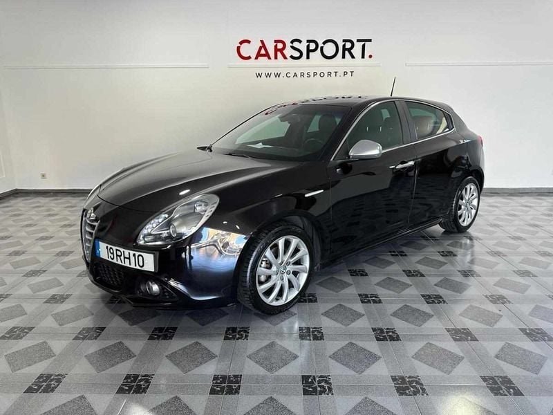 Preto Usado 2016 Alfa Romeo Giulietta Citadino | € 12.500 (Preço justo) - Imagem 1/4