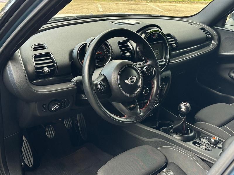 Usado Mini One D Sport 116 HP (85 kW) 2017 Azul Citadino