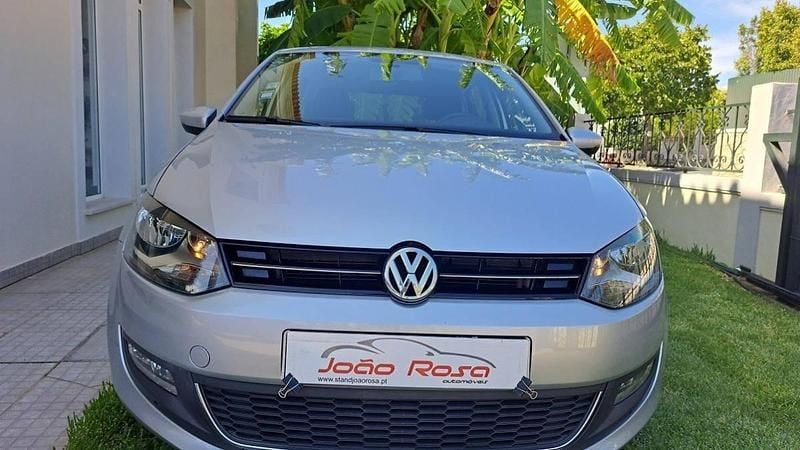 Usado VW Polo 90 HP (66 kW) 2012 Cinzento Citadino