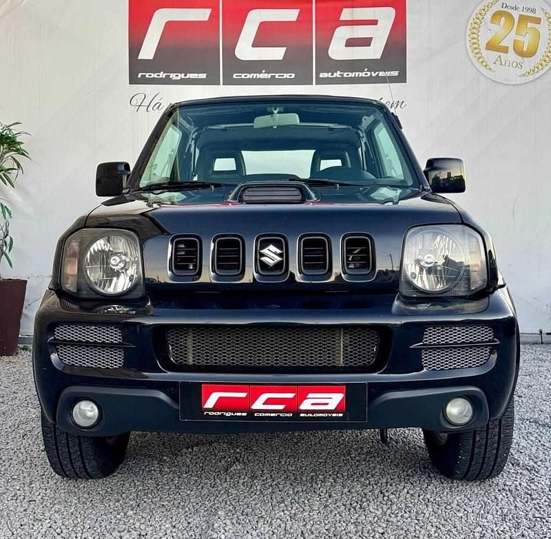 Usado Suzuki Jimny 86 HP (63 kW) 2008 Preto SUV