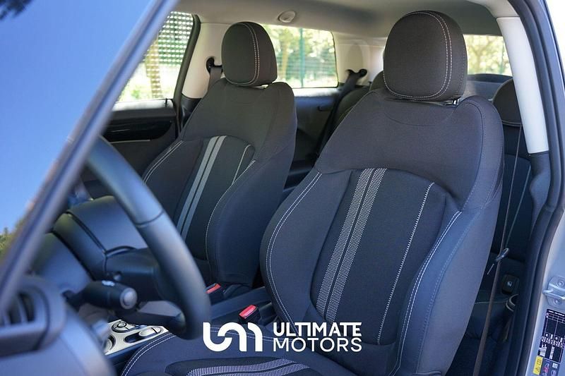 Usado Mini Cooper SE 135 kW (184 HP) 2024 Cinza Citadino