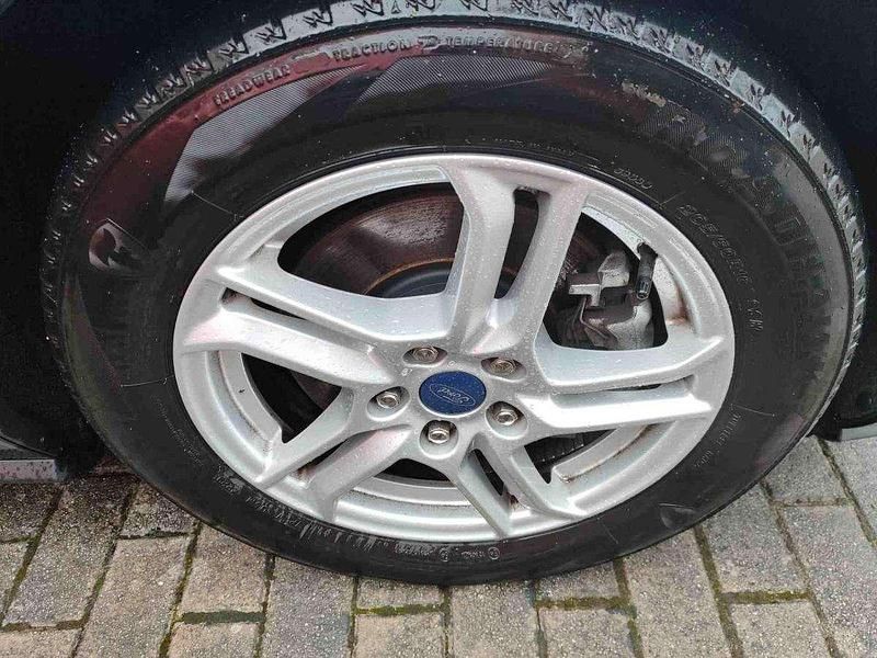 Usado Ford Focus 120 HP (88 kW) 2021 Preto Carrinha