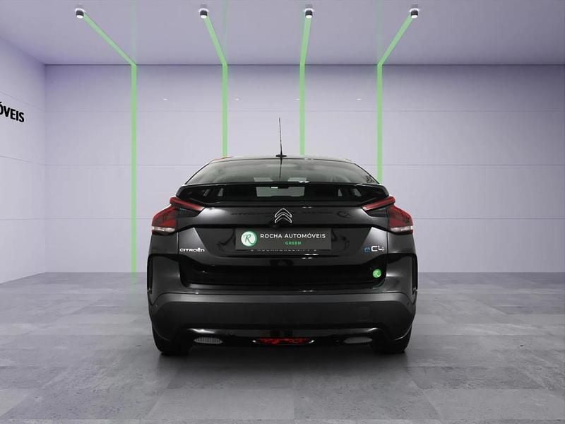 Usado Citroën e-C4 100 kW (136 HP) 2023 Preto SUV