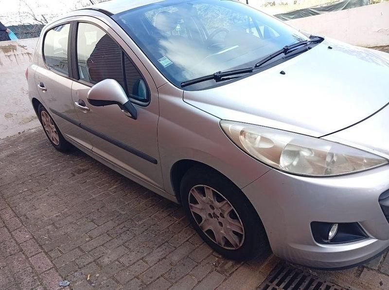 Usado Peugeot 207 95 HP (69 kW) 2009 Sedan