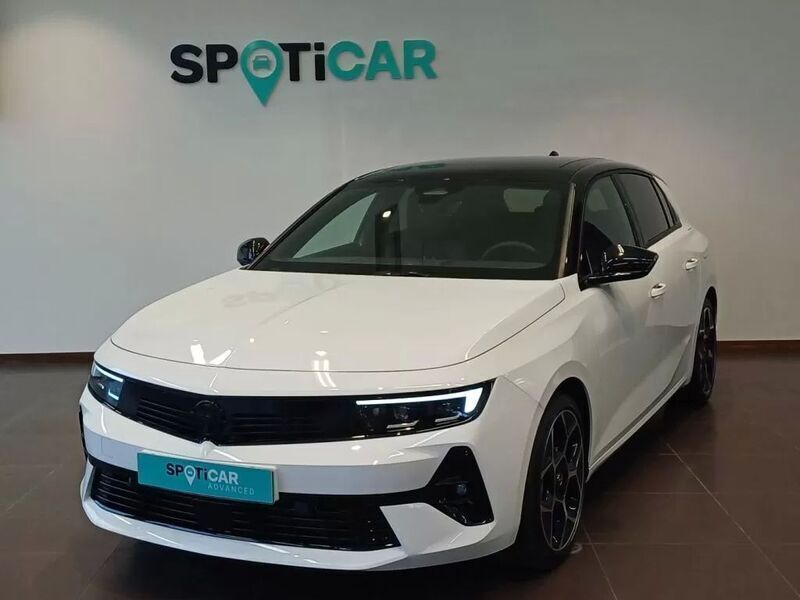 Branco glaciar Usado 2023 Opel Astra | € 31.750 (Preço justo) - Imagem 1/4