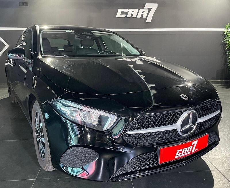 Preto Usado 2024 Mercedes A200 Sedan | € 29.350 (Super Preço) - Imagem 1/4