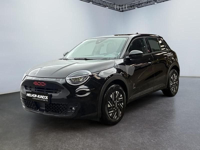 Preto Usado 2024 Fiat 600 Red SUV | € 26.990 (Bom preço) - Imagem 1/4
