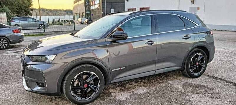 Cinzento Usado 2021 DS Automobiles DS7 Crossback Performance SUV | € 31.000 (Preço justo) - Imagem 1/4