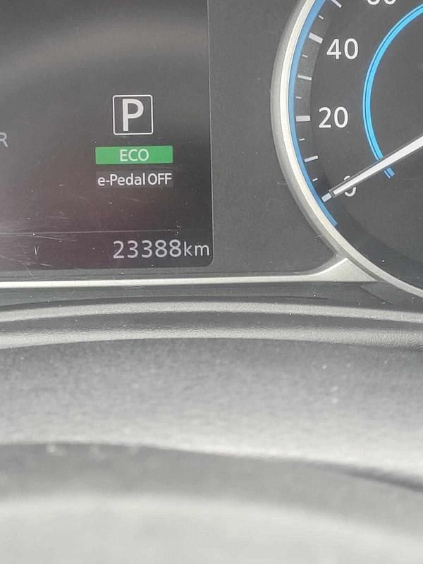 Usado Nissan Leaf 110 kW (150 HP) 2021 Preto Citadino