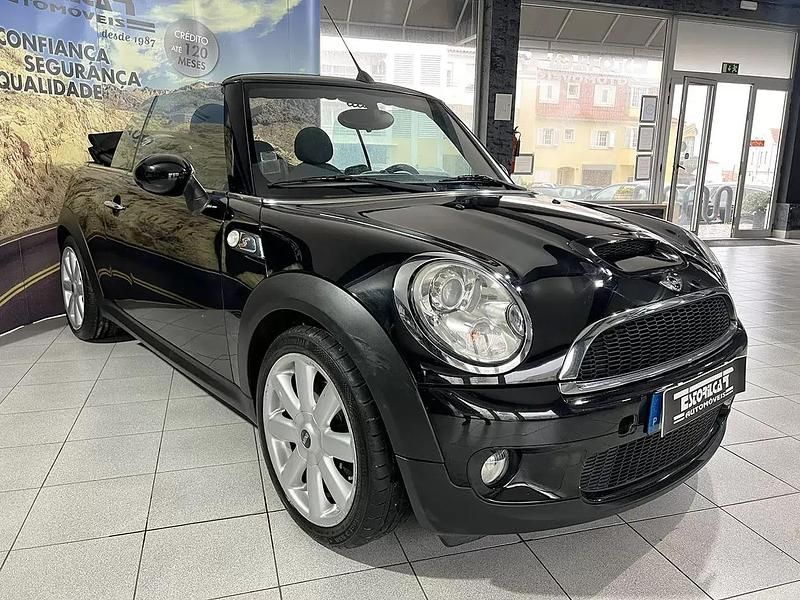 Usado Mini Cooper S Cabriolet 175 HP (128 kW) 2010 Preto Cabrios