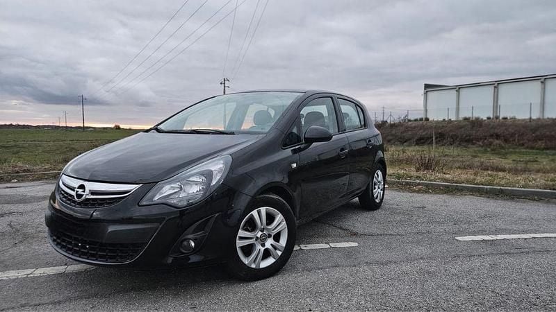 Usado 2014 Opel Corsa Sedan | € 6.750 (Preço justo) - Imagem 1/4