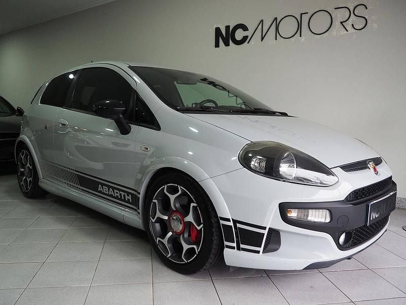 Antracite Usado 2013 Abarth Punto Evo Citadino | € 12.500 - Imagem 1/4