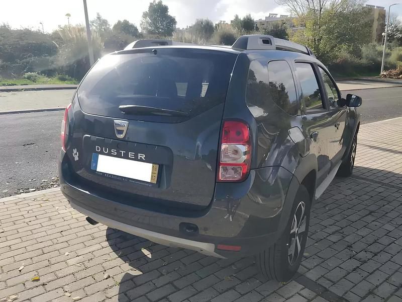 Usado Dacia Duster Prestige 125 HP (91 kW) 2018 Cinza escuro SUV