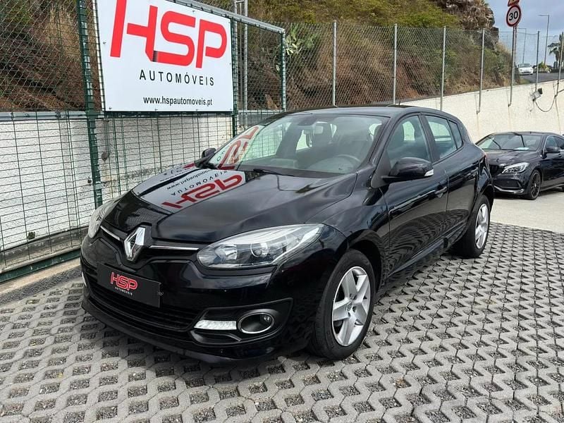 Preto Usado 2014 Renault Mégane III Dynamique Sedan | € 11.500 (Caro) - Imagem 1/4