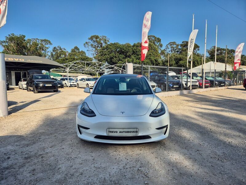 Branco Usado 2020 Tesla Model 3 Long Range AWD Sedan | € 27.900 (Preço elevado) - Imagem 1/3