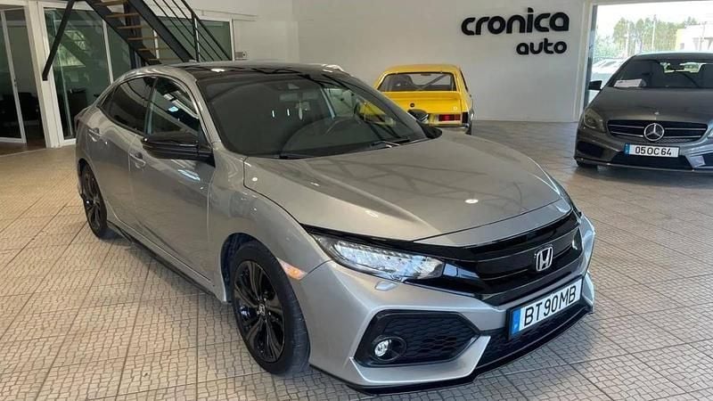 Cinzento Usado 2018 Honda Civic | € 20.990 (Preço elevado) - Imagem 1/4